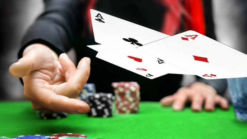 Chơi Poker chắc thắng khi sử dụng ít hand. 