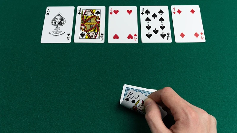 Chuyên gia BK8 cung cấp rất nhiều cách chơi bài Poker hiệu quả